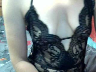 Erotinis vaizdo pokalbis monitasabrina