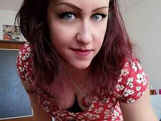 Erotinis vaizdo pokalbis monlauri86