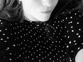 Erotinis vaizdo pokalbis monro-jeans