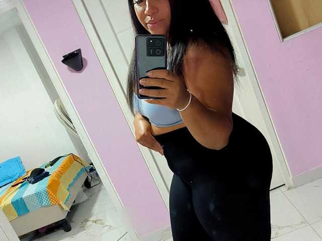 Profilio nuotrauka moomyneedsfun