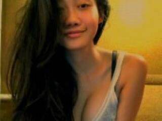 Erotinis vaizdo pokalbis moonshyn