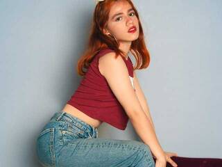 Erotinis vaizdo pokalbis Morgan-Cooper