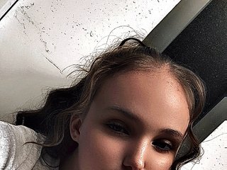 Erotinis vaizdo pokalbis MrsDiamond