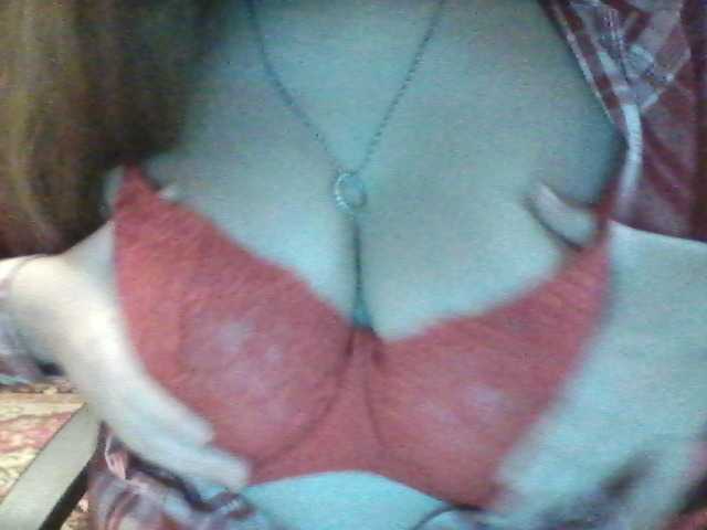Nuotraukos Limonadka Who want see my sexy tits? 30 tokens!