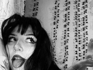 Erotinis vaizdo pokalbis Ms-Rose