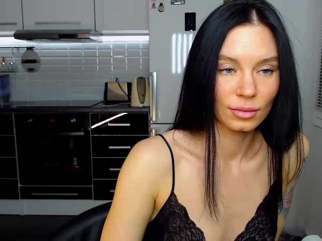 Nuotraukos MsLatikaX Hello) have a good week! Boobs 200 Ass 100 Naked dance 600 cam 100)