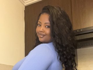 Erotinis vaizdo pokalbis MsPoney