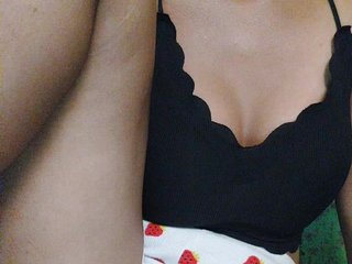 Erotinis vaizdo pokalbis Murielle1