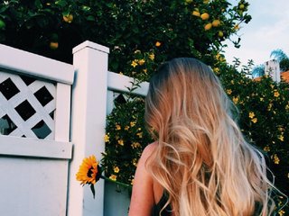 Erotinis vaizdo pokalbis Mya-rosse