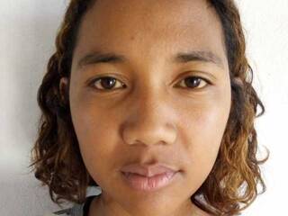 Erotinis vaizdo pokalbis Myahluna