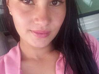 Erotinis vaizdo pokalbis MyluNaughty