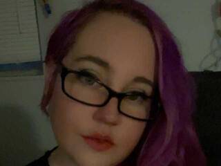 Erotinis vaizdo pokalbis MzOphelia