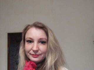 Erotinis vaizdo pokalbis Nadin-2