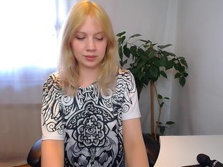 Erotinis vaizdo pokalbis Nadins