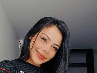 Erotinis vaizdo pokalbis nahalidevi