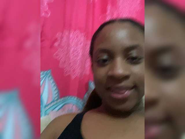 Transliacijos ekrano nuotraukos NahomyHart