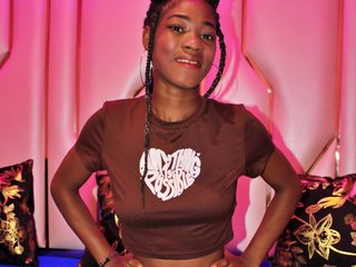 Erotinis vaizdo pokalbis NahomyyBrownn