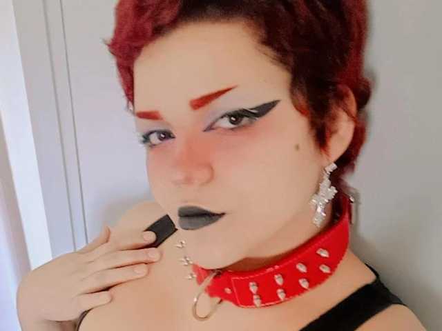 Profilio nuotrauka NairyRed