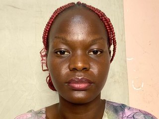 Erotinis vaizdo pokalbis Nalanii