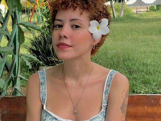 Erotinis vaizdo pokalbis Nalinha