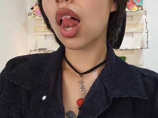 Erotinis vaizdo pokalbis NanaRott01