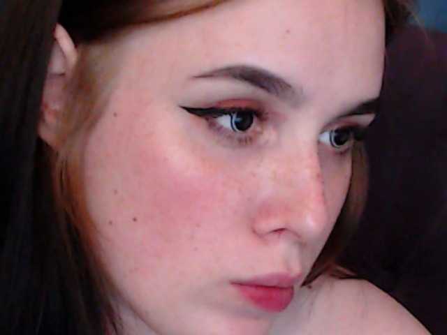 Transliacijos ekrano nuotraukos NancyMoone