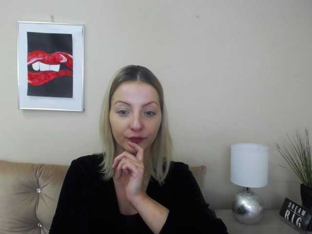 Nuotraukos NatalieKiss Hey guys :) TIP ME FOR FOLLOW. STAND UP- 20 tks. open ur cam- 30tks, show legsfeetheels-25tks, shake ass-45,tongue play-50 make my day -1000,if someone want more -ask me, if u want just to have good fun-join me - i dont accept rude ppl here kisses