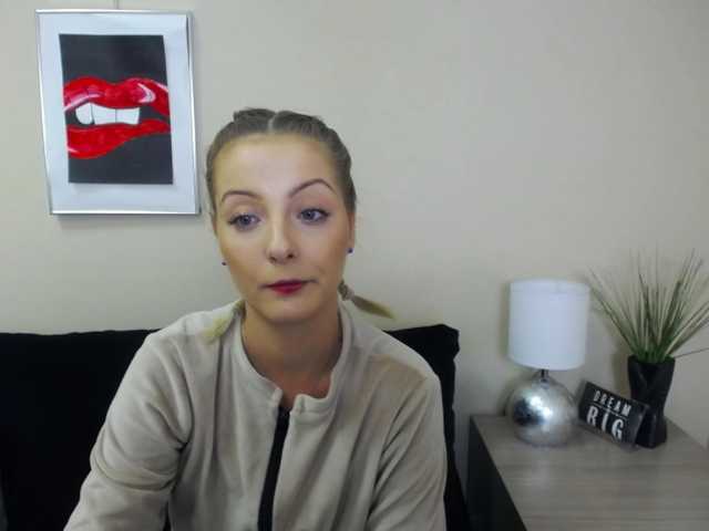 Nuotraukos NatalieKiss Hey guys :) TIP ME FOR FOLLOW. STAND UP- 20 tks. open ur cam- 30tks, show legsfeetheels-25tks, shake ass-45,tongue play-50 make my day -1000,if someone want more -ask me, if u want just to have good fun-join me - i dont accept rude ppl here kisses
