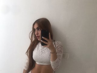 Erotinis vaizdo pokalbis Natasha-Adams