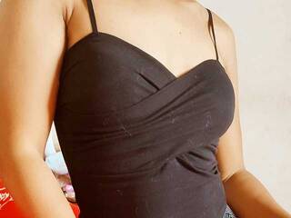 Erotinis vaizdo pokalbis Natiana