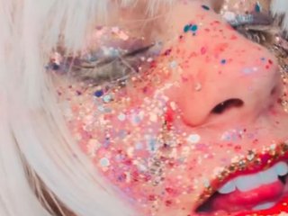 Erotinis vaizdo pokalbis NaturAli