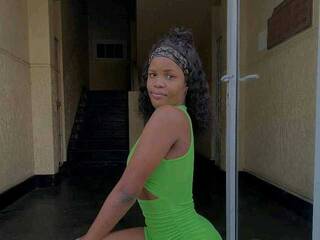 Erotinis vaizdo pokalbis NATURALSEXY01