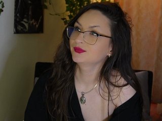 Erotinis vaizdo pokalbis NaughtYHomemadE