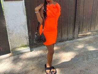 Erotinis vaizdo pokalbis Naughtylittleprincess