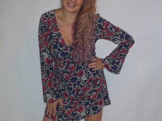 Erotinis vaizdo pokalbis NelleTEASE