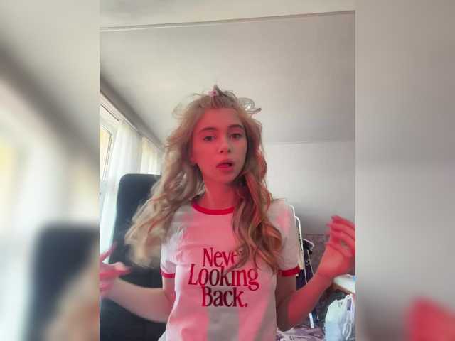 Transliacijos ekrano nuotraukos Nellie-Lolly