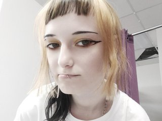 Erotinis vaizdo pokalbis NellieKlingelhoefer