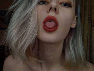 Erotinis vaizdo pokalbis Nesssssie