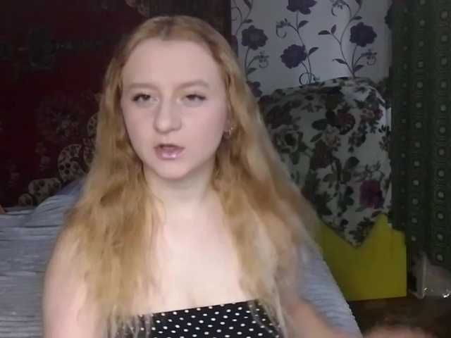 Transliacijos ekrano nuotraukos NicoleAniston19