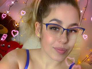 Erotinis vaizdo pokalbis NicollSweetXo