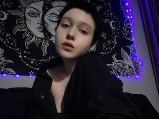 Erotinis vaizdo pokalbis night-lily