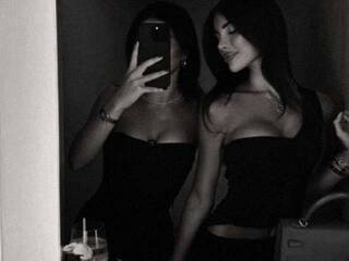 Erotinis vaizdo pokalbis NikaXXXlika