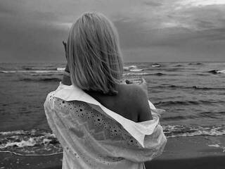 Erotinis vaizdo pokalbis NIKI29000