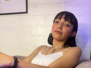 Erotinis vaizdo pokalbis Nikkenyx