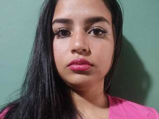 Erotinis vaizdo pokalbis Nikki-beauty