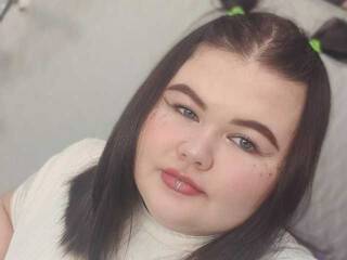 Erotinis vaizdo pokalbis Nikki-Zen