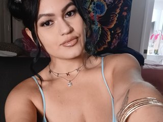 Erotinis vaizdo pokalbis Nikkikittyx3