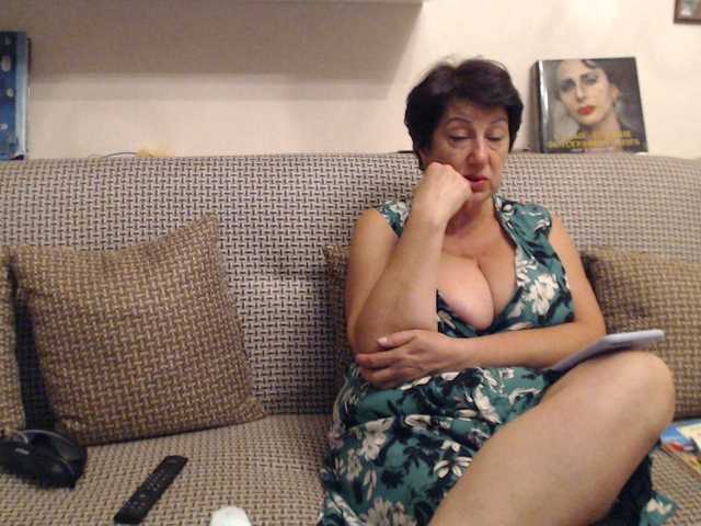 Nuotraukos NINA-RICCI CHEST in the general chat 200 tokens, or private..I don't go for ***ps.CAMERA only in private and full private