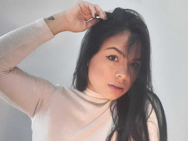 Profilio nuotrauka NINA-SUAREZ