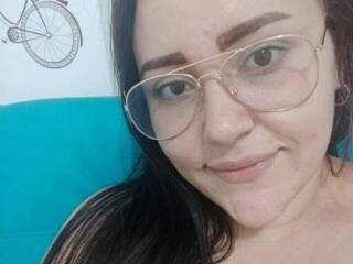 Erotinis vaizdo pokalbis ninakells